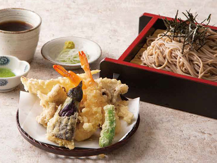 天ざるそばまたはざるうどん